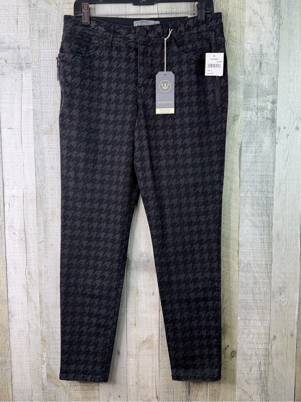 Wit & Wisdom Size 8 “Ab” Solution Crop Skinny Jeans with Houndstooth Pattern